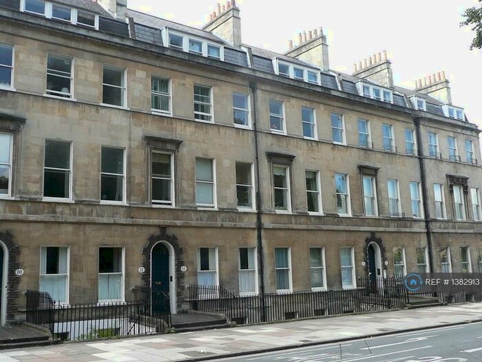 3 Bedroom Flat To Rent In Sydney Place, Bath, BA2