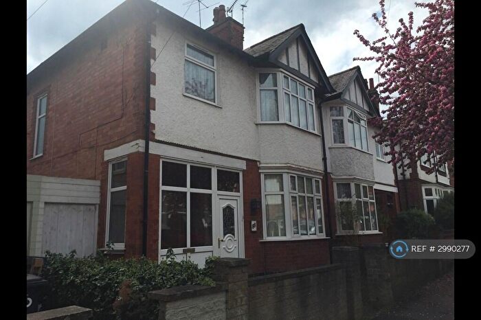 3 Bedroom Semi-Detached House To Rent In Upperton Road, Leicester, LE3