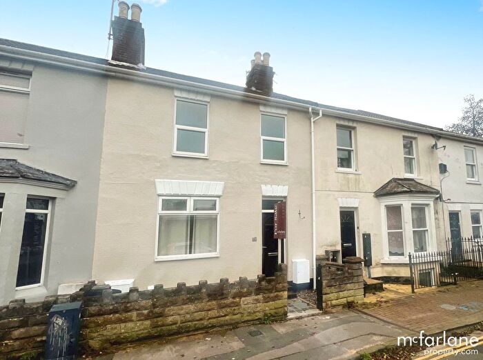 3 Bedroom Terraced House To Rent In North Street, Swindon, SN1