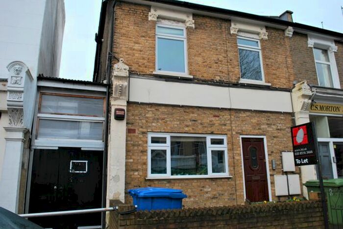 1 Bedroom Flat To Rent In Crystal Palace Road, London, SE22