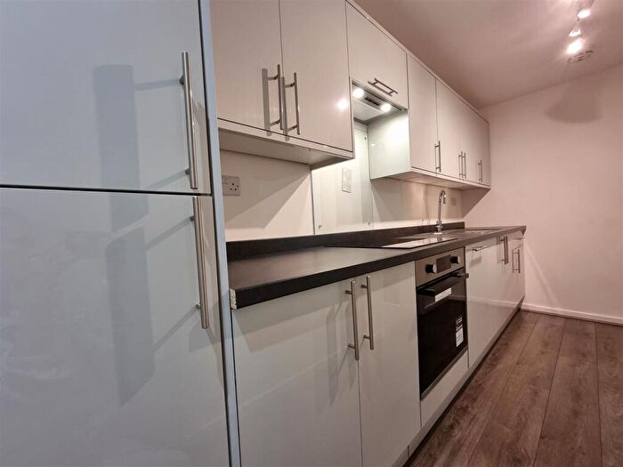 1 Bedroom Flat To Rent In Rooms Available At The Forum, Tiverton Way, Cambridge, CB1