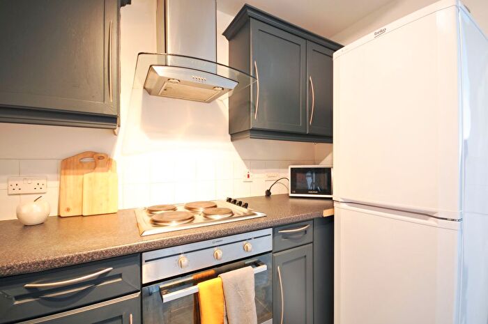 1 Bedroom Flat To Rent In Bed Apartment – Lincoln Gate, Green Quarter, Manchester, M4