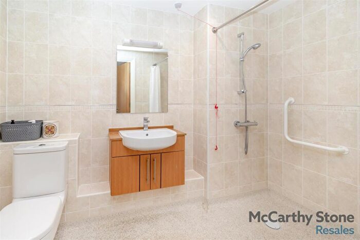1 Bedroom Apartment For Sale In Brunlees Court, - Cambridge Road, Southport, PR9