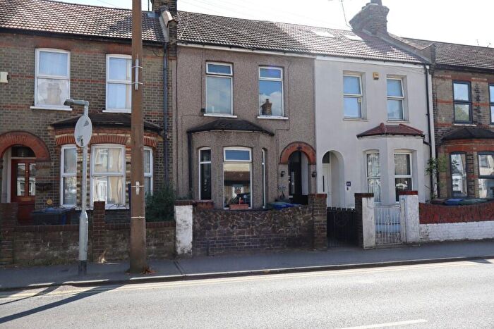 3 Bedroom Terraced House For Sale In Clarence Road, Grays, Essex, RM17