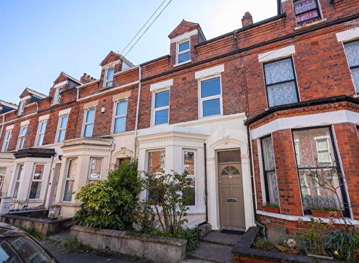 4 Bedroom TownHouse For Sale In Rossmore Avenue, Belfast, BT7