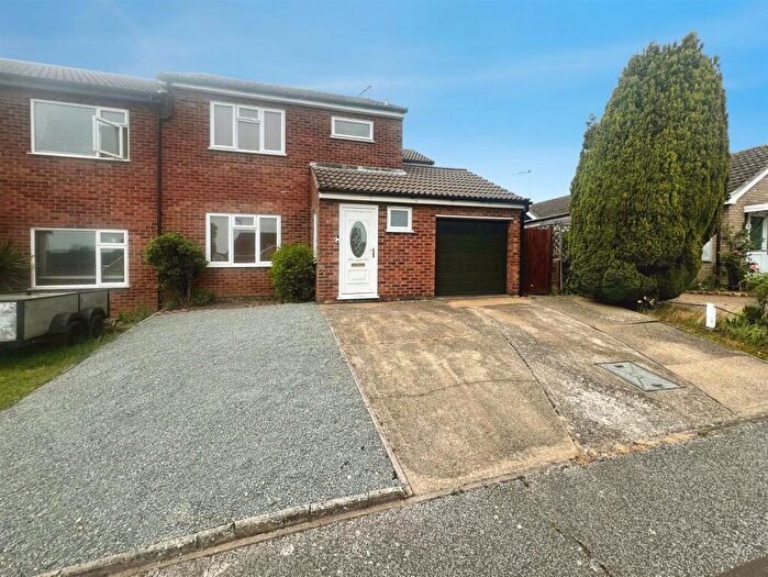 4 Bedroom Semi-Detached House For Sale In The Brindles, Carlton Colville, Lowestoft, NR33