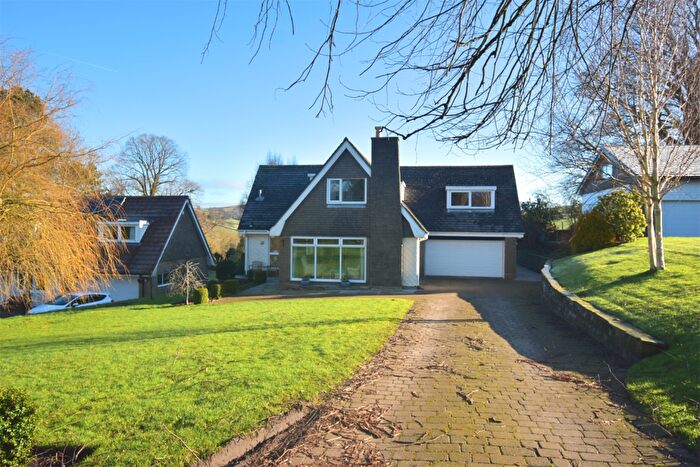 4 Bedroom Detached House For Sale In Old Hall Drive, Whaley Bridge, High Peak, SK23