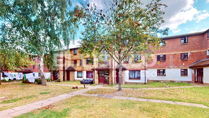 1 Bedroom Apartment For Sale In Alliance Close, Wembley, HA0