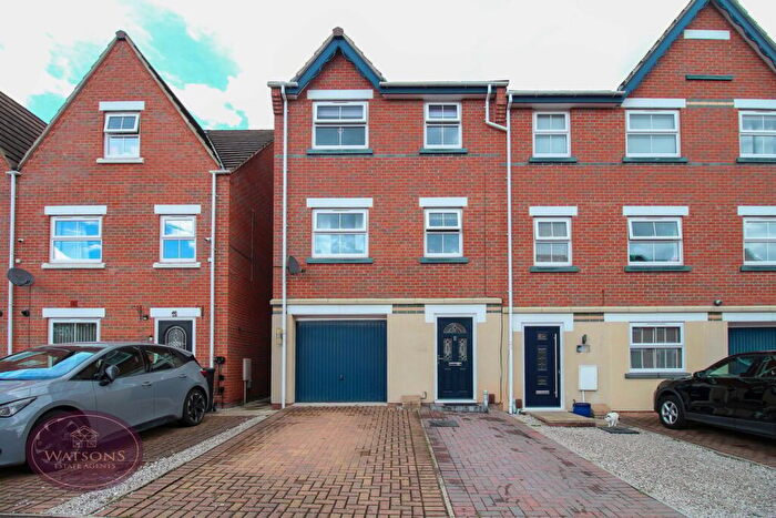 4 Bedroom End Of Terrace House For Sale In Scollins Court, Ilkeston, Nottingham, DE7
