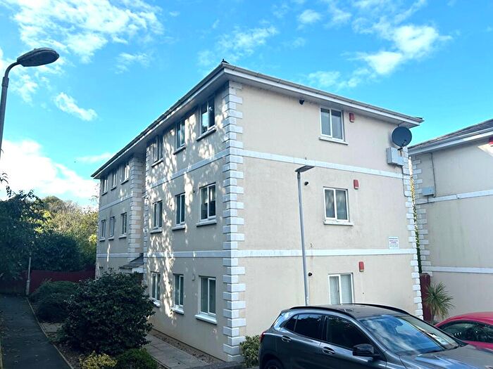 2 Bedroom Flat To Rent In Valley Court, Austin Crescent, Eggbuckland, PL6