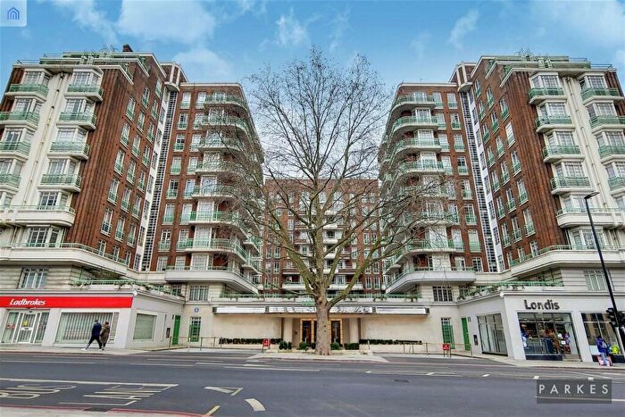 3 Bedroom Apartment To Rent In Dorset House, Gloucester Place, Marylebone, NW1
