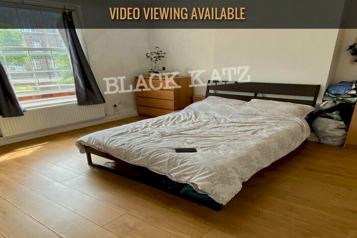 3 Bedroom Flat To Rent In Harper Road, London, SE1