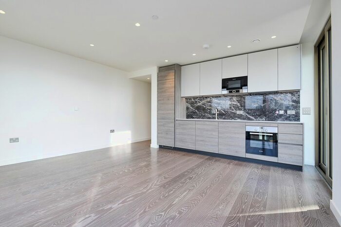 1 Bedroom Flat To Rent In The Lighterman, Pilot Walk, Lower Riverside, Greenwich Peninsula, SE10