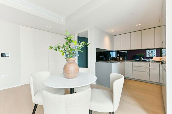 2 Bedroom Apartment To Rent In Newfoundland Place, London, E14