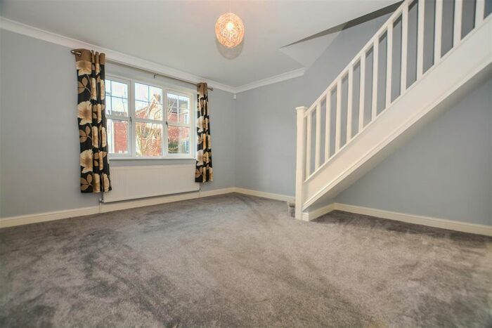 2 Bedroom Semi-Detached House To Rent In Garsdale Close, Scunthorpe, DN16