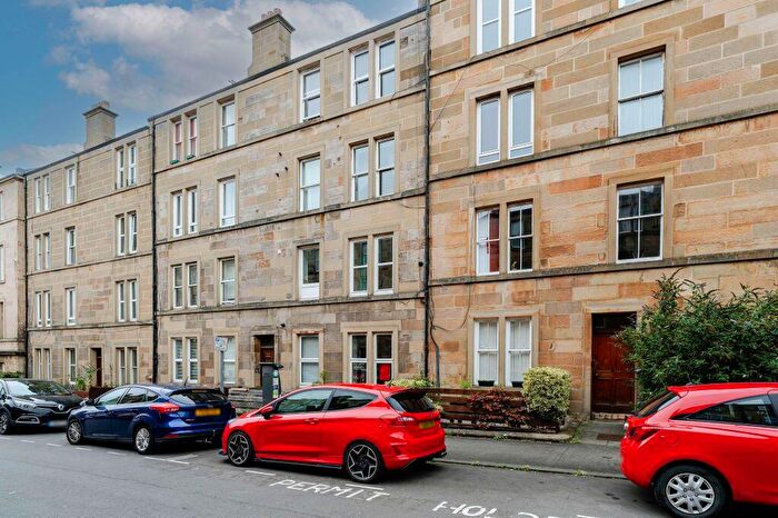 2 Bedroom Flat For Sale In / Caledonian Road, Dalry, Edinburgh, EH11