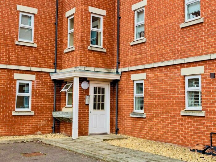 2 Bedroom Apartment To Rent In Porter Square, Grantham, NG31