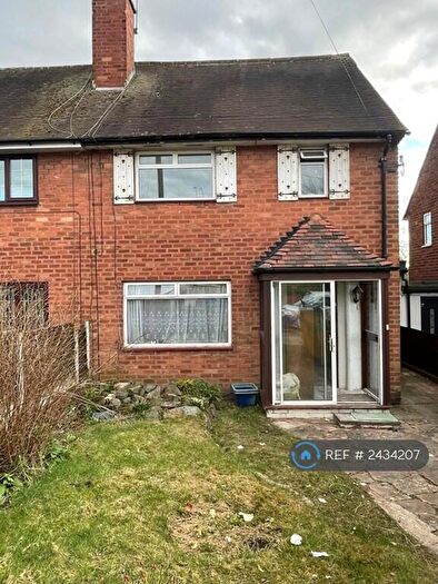 3 Bedroom Semi-Detached House To Rent In Booths Lane, Birmingham, B42