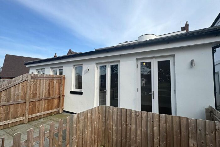 1 Bedroom Bungalow For Sale In High Street, Tewkesbury, Mar, GL20