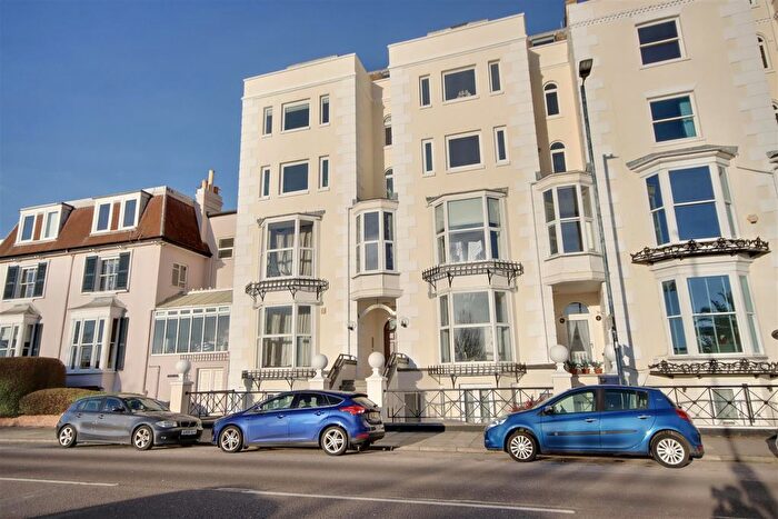 1 Bedroom Flat For Sale In Clarence Parade, Southsea, PO5
