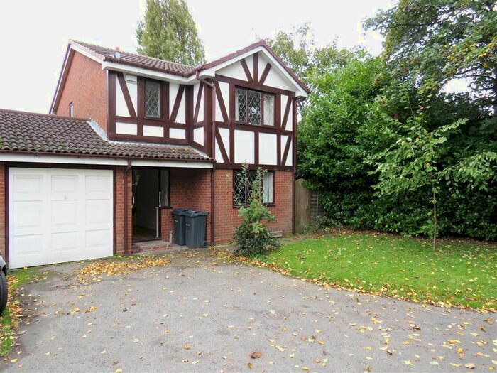 3 Bedroom Property To Rent In Ashby Close, Hodge Hill, Birmingham, B8