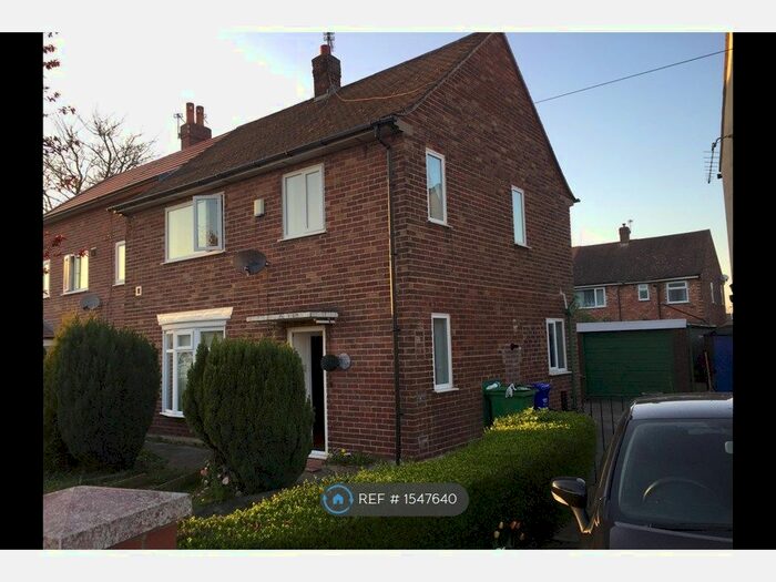 3 Bedroom Semi-Detached House To Rent In Staithes Road, Manchester, M22