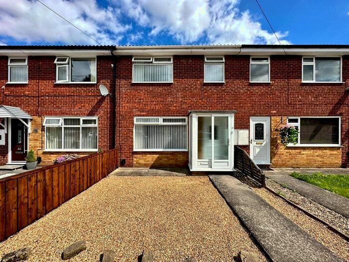 3 Bedroom Terraced House To Rent In Grove Park, Beverley, East Yorkshire, HU17