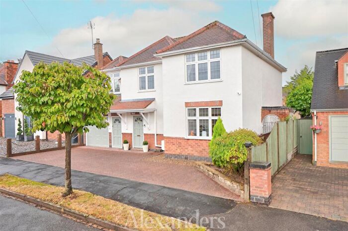 5 Bedroom Detached House For Sale In Boyslade Road East, Burbage, LE10