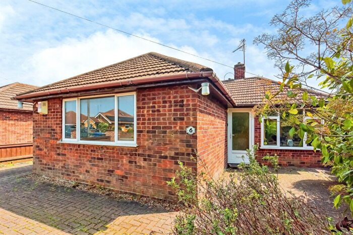 2 Bedroom Detached Bungalow For Sale In Fernie Close, Barton Seagrave, Kettering, NN15