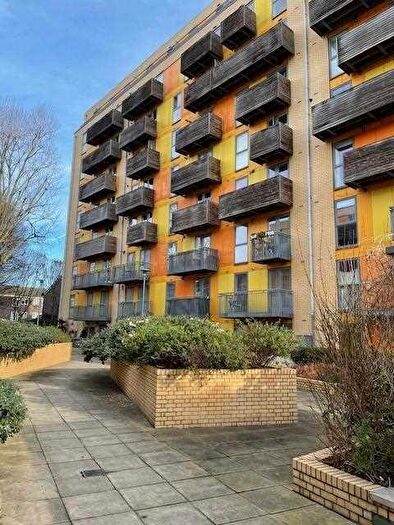 1 Bedroom Flat To Rent In Wenlock Street, London, N1