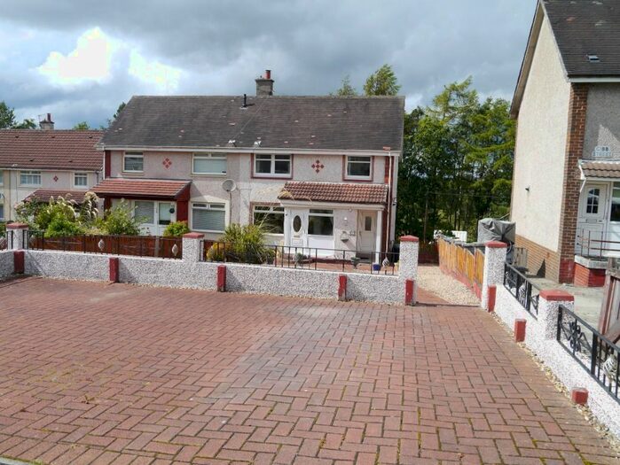 3 Bedroom Semi-Detached House To Rent In Sherdale Ave, Airdrie, ML6