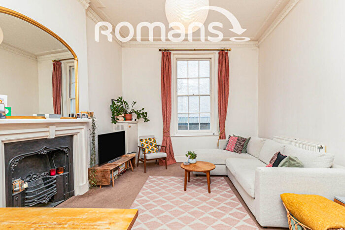 2 Bedroom Flat To Rent In Saville Place, Clifton, Bristol, BS8