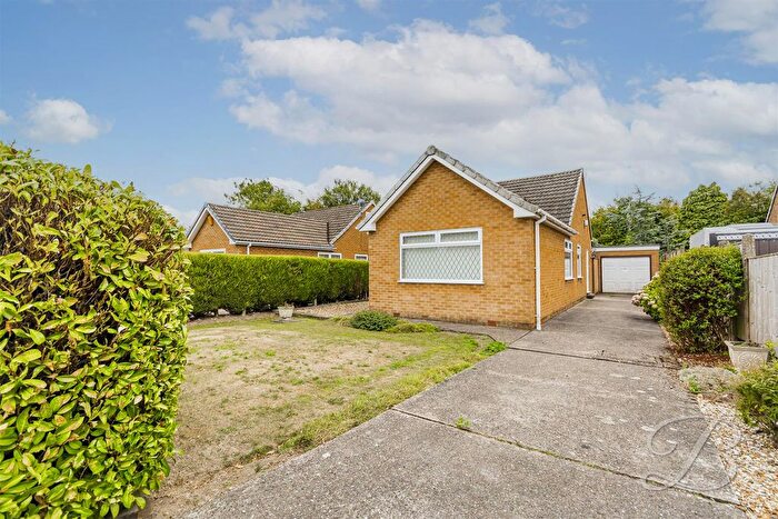3 Bedroom Detached Bungalow For Sale In Lawns Road, Kirkby-In-Ashfield, Nottingham, NG17