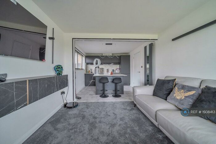 1 Bedroom Flat To Rent In Edencroft, Highworth, Swindon, SN6