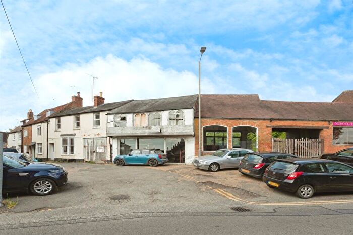 4 Bedroom House For Sale In Bristle Hill, Buckingham, MK18