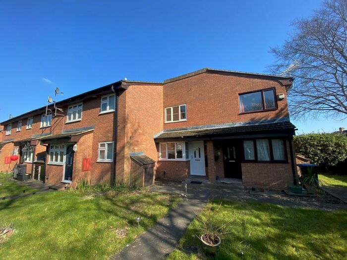 1 Bedroom Property To Rent In Cypress Walk, Englefield Green, Egham, TW20