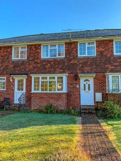 3 Bedroom Terraced House To Rent In Rivermead Close, Romsey SO51