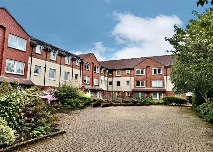 1 Bedroom Flat For Sale In Keil Court, Hanover Street, Helensburgh, G84