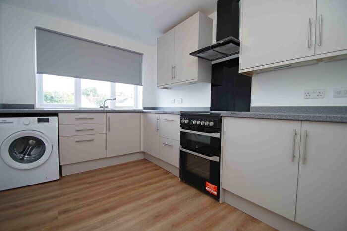 3 Bedroom Flat To Rent In Wallingford, OX10