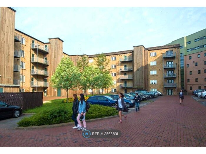 1 Bedroom Flat To Rent In Buslingthorpe Road, Leeds, LS7