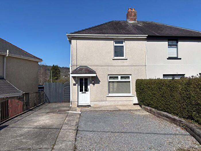3 Bedroom Semi-Detached House For Sale In Heol Pantglas, Bryncoch, Neath, SA10