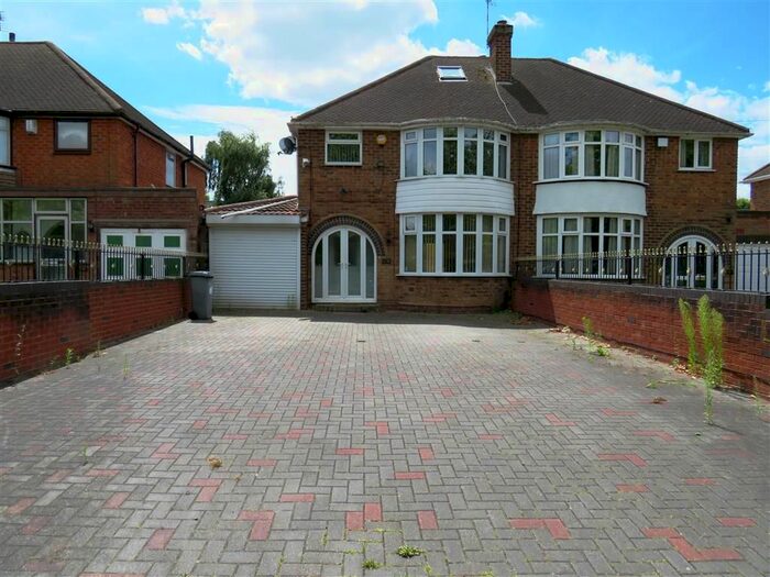4 Bedroom Property To Rent In Chester Road, Kingshurst, Birmingham, B36