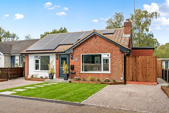 4 Bedroom Property For Sale In Forest Lane, Effingham Junction, Leatherhead, KT24