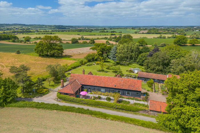 4 Bedroom Barn Conversion For Sale In Little Cornard, Sudbury, Suffolk, CO10
