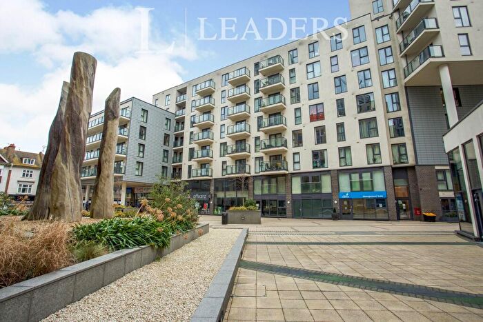2 Bedroom Flat To Rent In Cardinal Place, Guildford Road, Woking, GU22