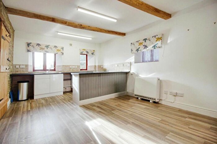 2 Bedroom Cottage To Rent In High Road, Ashton Keynes, SN6