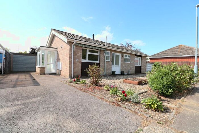 2 Bedroom Detached Bungalow To Rent In Jennings Way, Diss, IP22