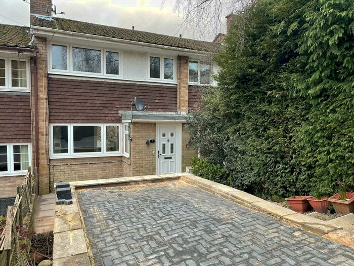 3 Bedroom House To Rent In Alpine Close, Southampton, SO18