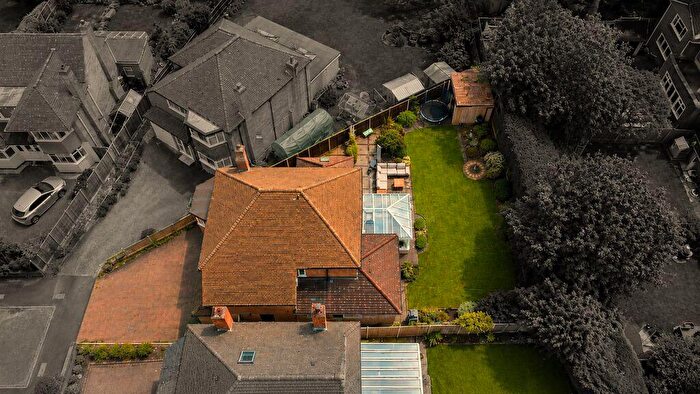 4 Bedroom Detached House For Sale In Holte Drive, Four Oaks, Sutton Coldfield, B75