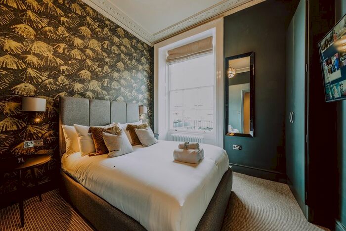 1 Bedroom Flat To Rent In St Pauls Road, Clifton, Bristol, BS8